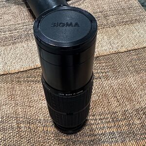 Sigma Beauty Sleek Black Camera Lens